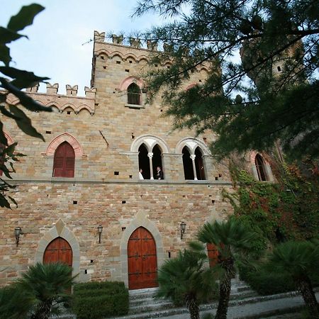 فيلا Castello Il Borgia In Passignano Sul Trasimeno - Italy المظهر الخارجي الصورة